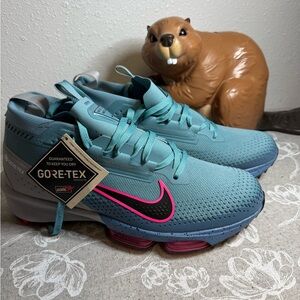 Nike Gore-Tex Golf shoes